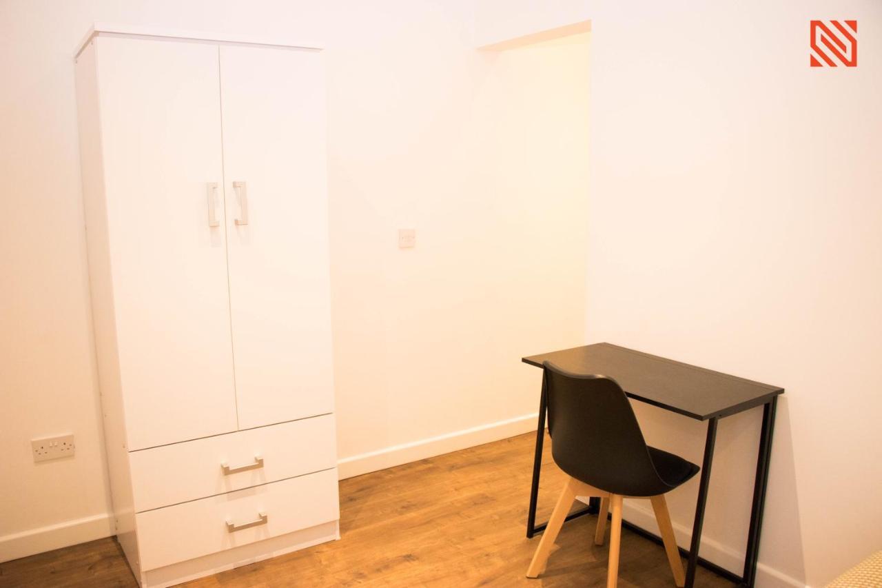 Modern Newgate Apartments - Convenient Location, Close To All Local Amenities Stoke-on-Trent المظهر الخارجي الصورة